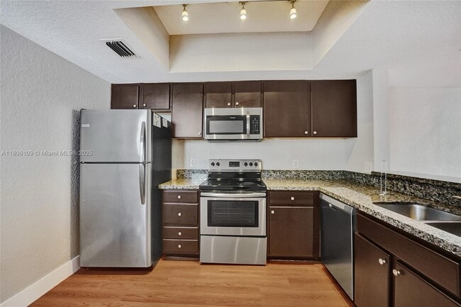 Photo - 781 SW 148th Ave
