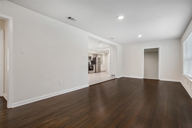 Photo - 3928 Valley Ridge Rd