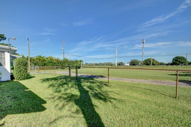 Photo - 6698 Belvedere Rd