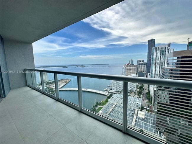 Building Photo - 495 Brickell Ave Unit 4011