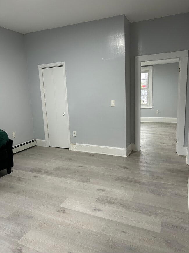 Photo - 23 Weston St Unit 21