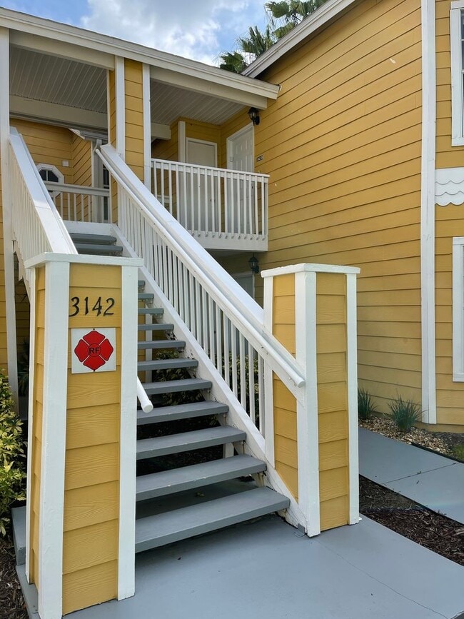 Building Photo - Charming 3-Bedroom, 2-Bath Condo in the Ga...