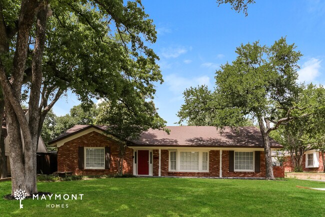 Building Photo - 7313 Monterrey Dr