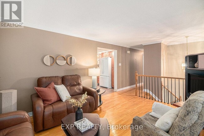 Photo - 2 Castlebeau St