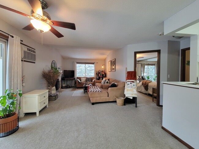 Photo - 2210 Ridge Dr Unidad #31 Rental