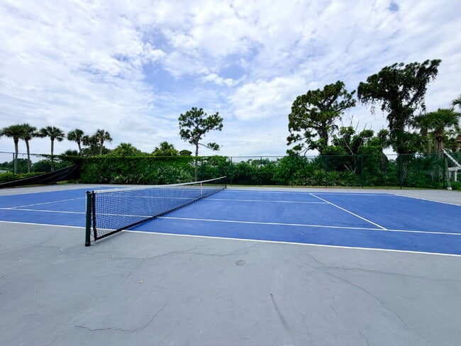 Photo - *** $500 OFF MOVE IN SPECIAL *** "Charming 3-Bed Condo with Scenic Views & Granite Finishes in Me... Unit 1