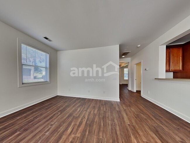 1079 Moss Grove Dr