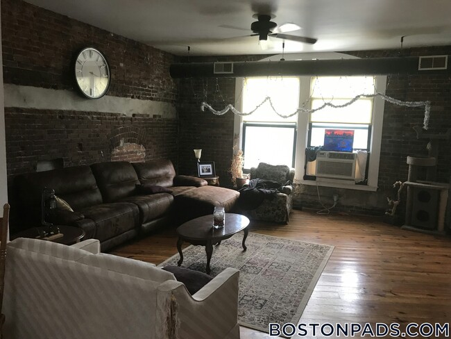 Photo - 600 Columbia Rd Unit 21