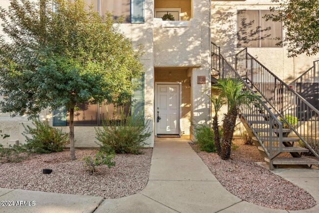 Photo - 9990 N Scottsdale Rd Apartment Unit 1027