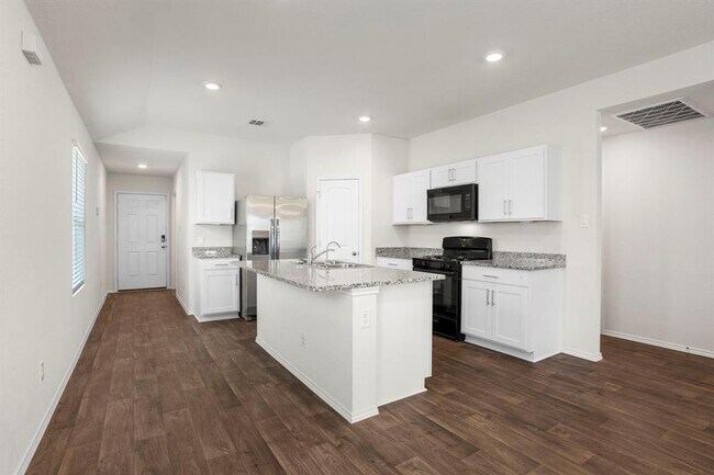 Photo - 376 Euclid Ln
