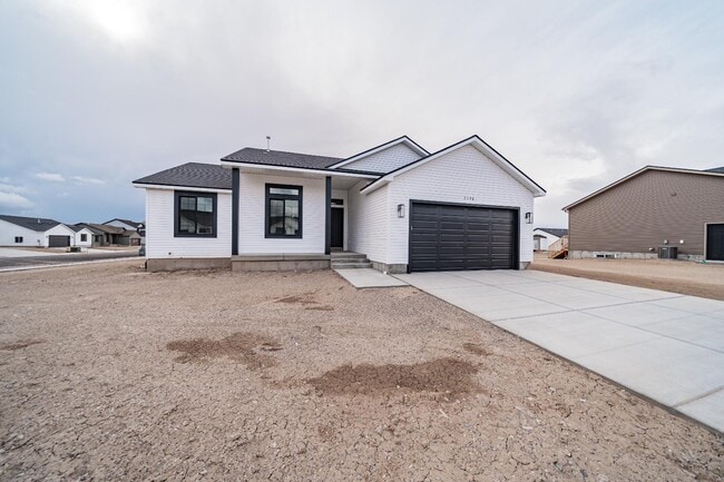 Photo - 3190 Roundup Ln
