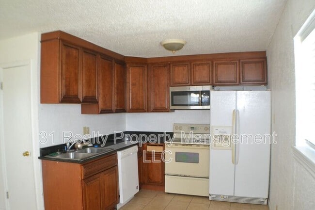 Photo - 704 Frisco Rd