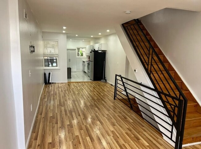 Photo - 1918 N 6th St