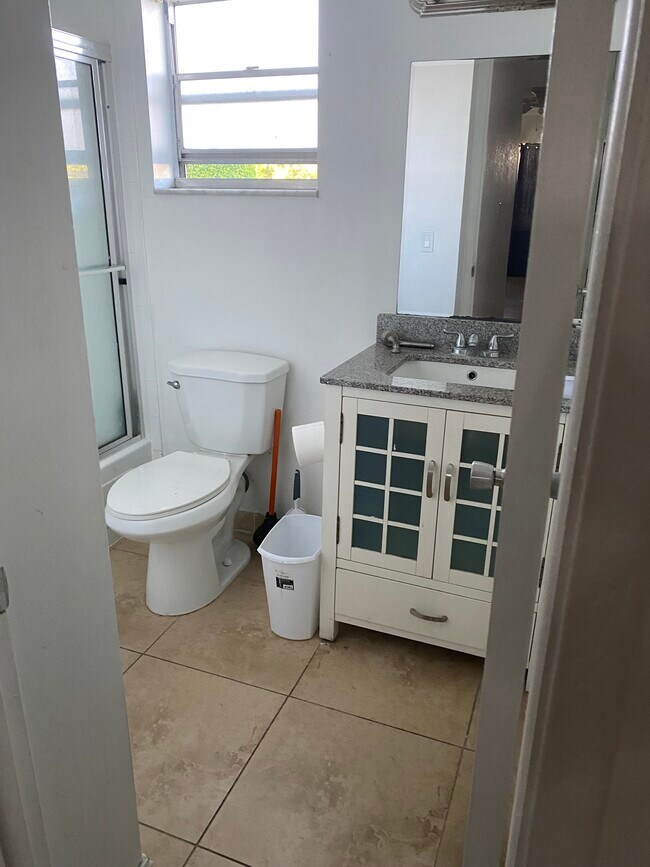 Photo - 4311 Crystal Lake Dr Unit 112