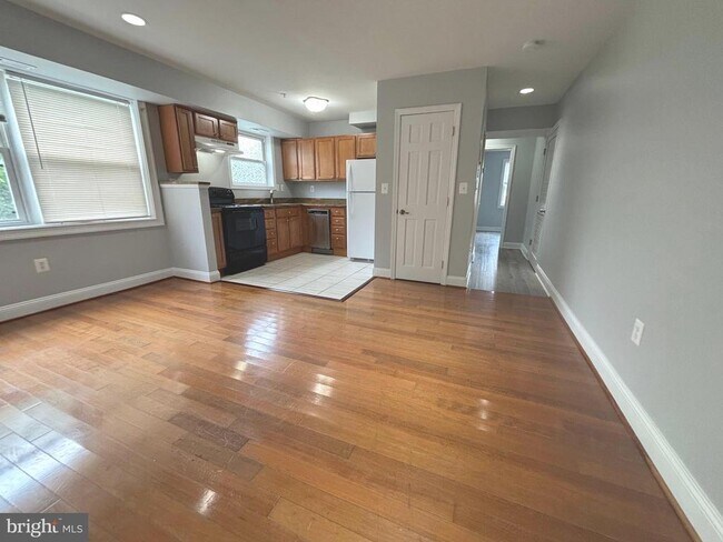 Photo - 4800 C St SE Apartment Unit 201