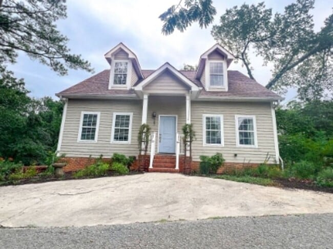 Building Photo - 367 Rowe Rd Rental
