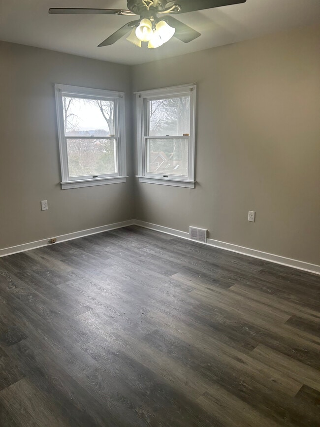 Photo - 335 S Lincoln Ave Unit Downstairs