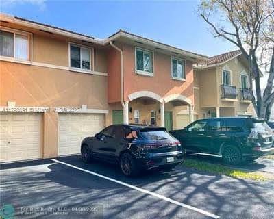 Photo - 57 SE 3rd Ave Townhome