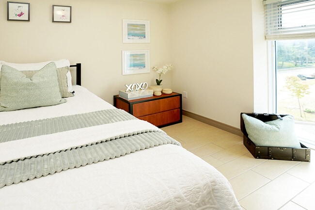 Photo - Linden Village