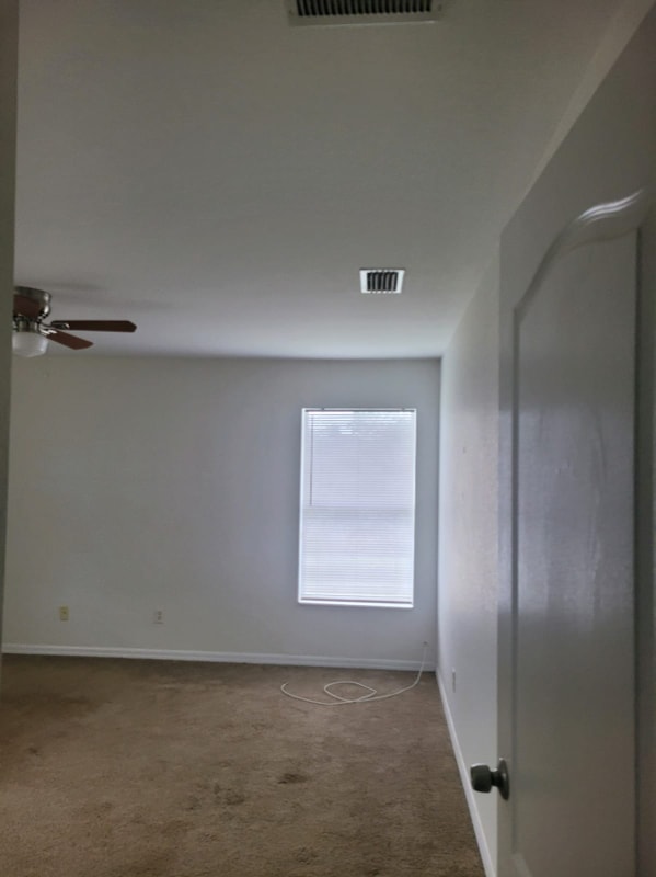 Photo - 2813 34th St W