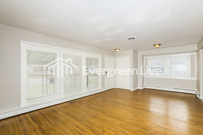 Photo - 3726 N Layman Ave