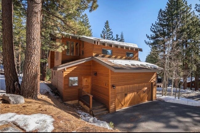 Photo - Mountain Modern Retreat