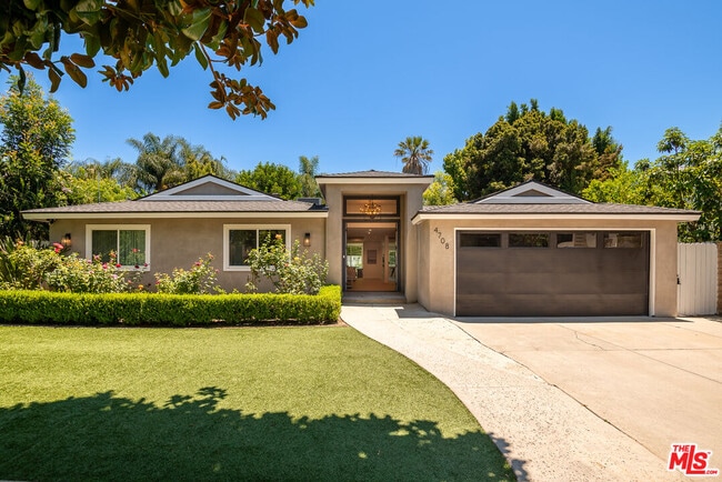 Photo - 4708 Aqueduct Ave
