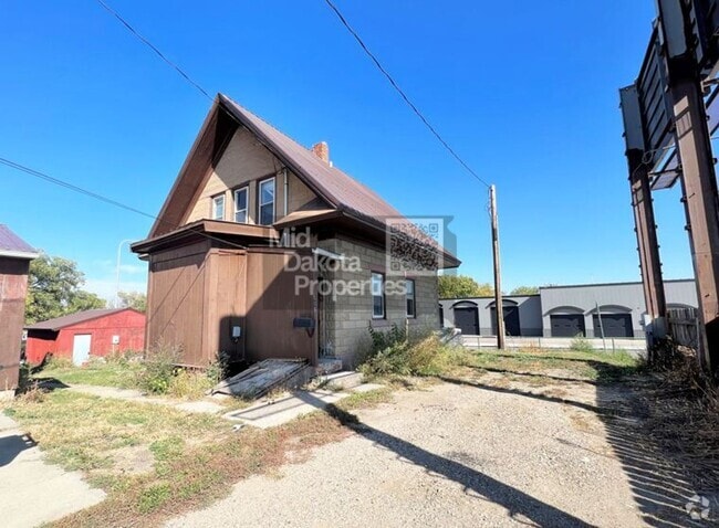 Building Photo - 115 N. Sanborn- 3 Bedroom House