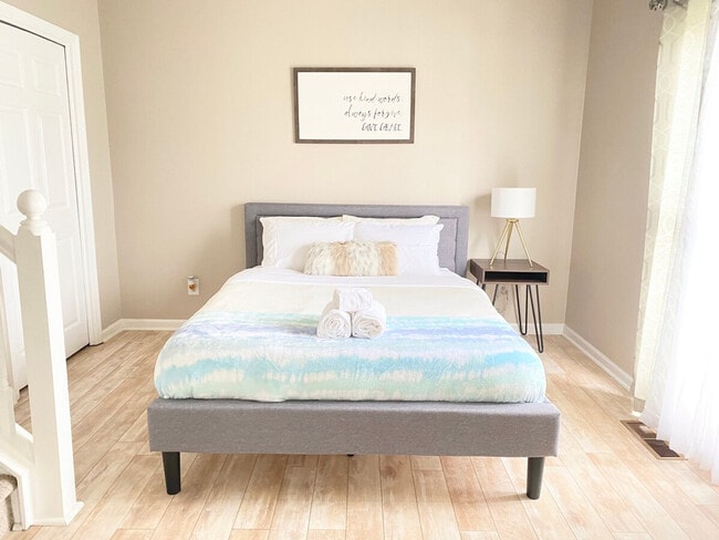 Photo - 1345 Yorktown Dr NW Unit ID1254391P