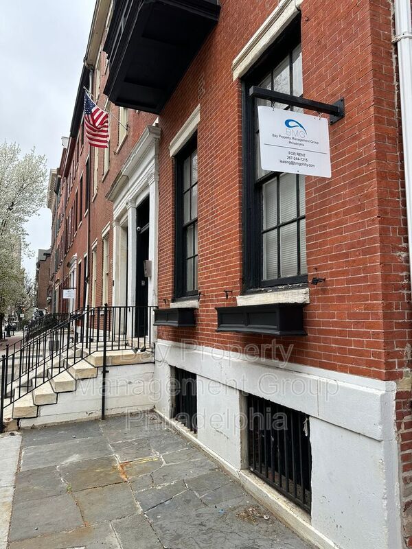 Photo - 1023 Spruce St Unit 5