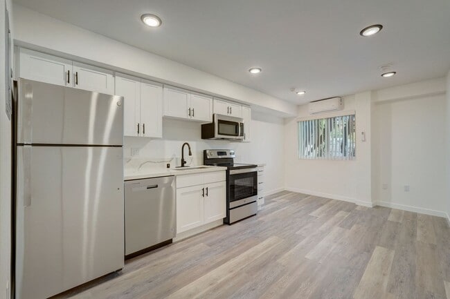 Photo - 1371 S. Beverly Glen Blvd.