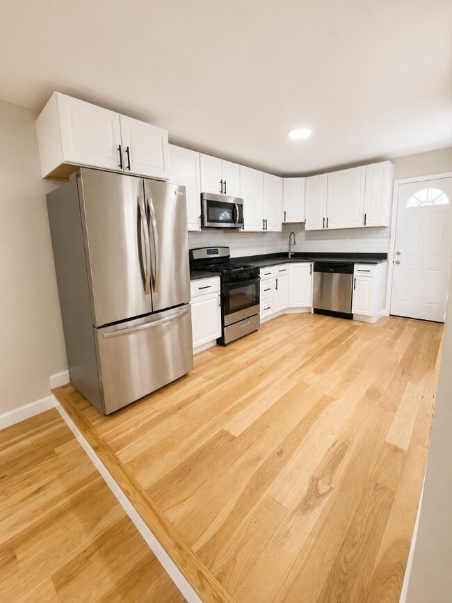 Photo - 224 N Patterson Park Ave