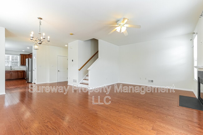 Photo - 1610 Fela Dr