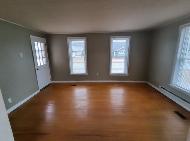 Photo - 609 E Water St Unit East