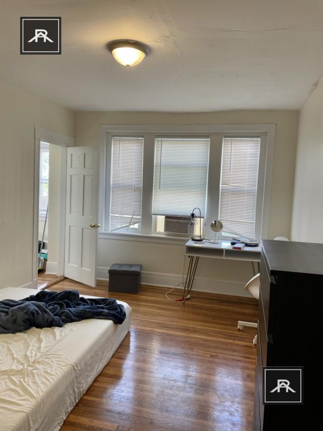 Building Photo - 2 bedroom in Allston MA 02134 Unit 7 Rental