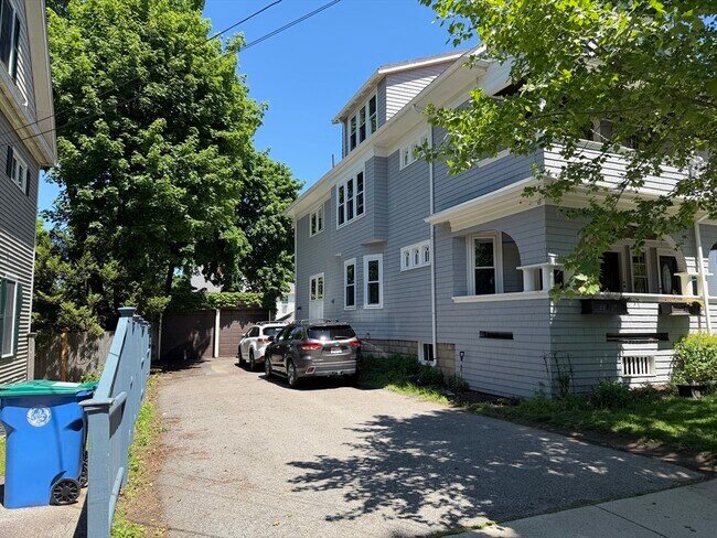 Photo - 12-14 Warwick Rd Unit 14