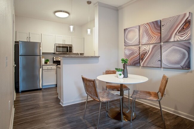 Photo - Volare at the Woodlands