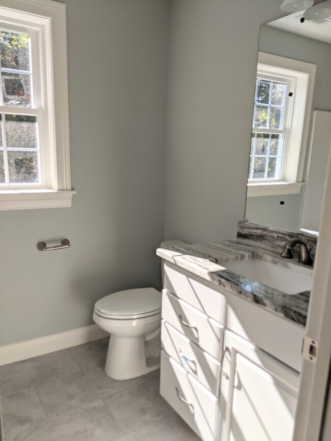 Photo - 18 Borselli Dr Unidad 6