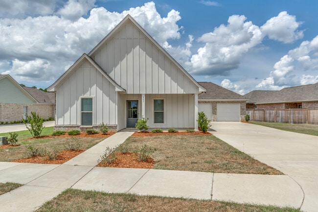 Building Photo - 867 Long Leaf Cir Rental