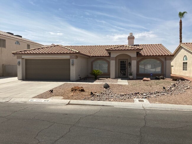 Single story with pool - Single story with pool Casa