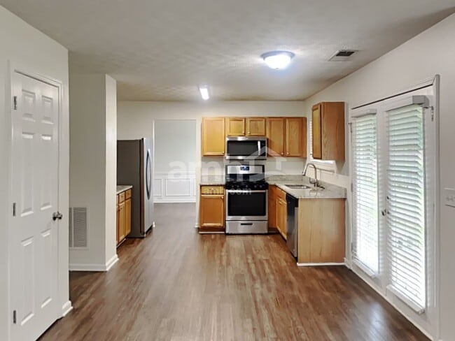 Photo - 3254 Ashgrove Ln SW