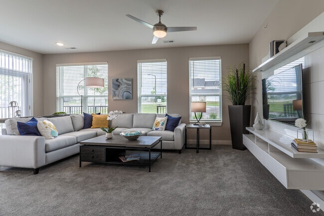Floor Plan: C2.1 - 2 Bed/ 2 Bath - 1,325 Sq Ft