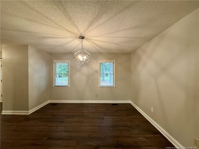 Photo - 200 Horseshoe Dr