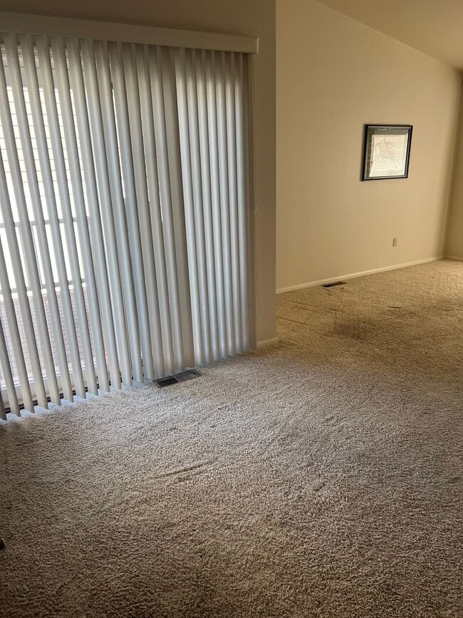 Photo - Adorable Westend Town Home