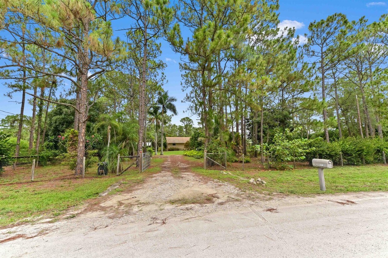 Photo - 17183 76th St N (Loxahatchee, FL)