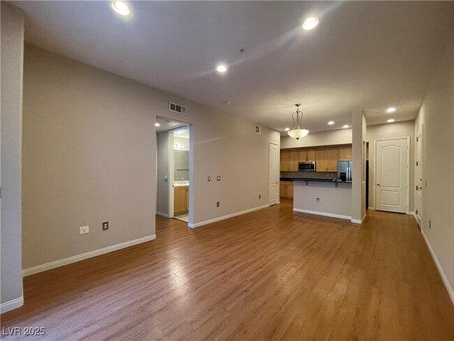 Photo - 68 E Serene Ave Unidad 225