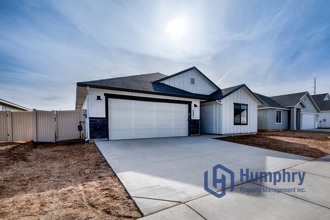 Photo - 4 bedroom, 2 bathroom, 2 car garage.