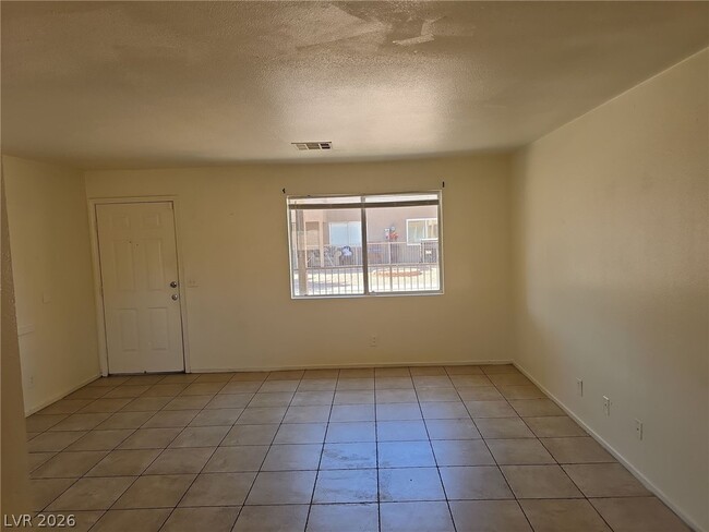 Photo - 1690 N Lamont St