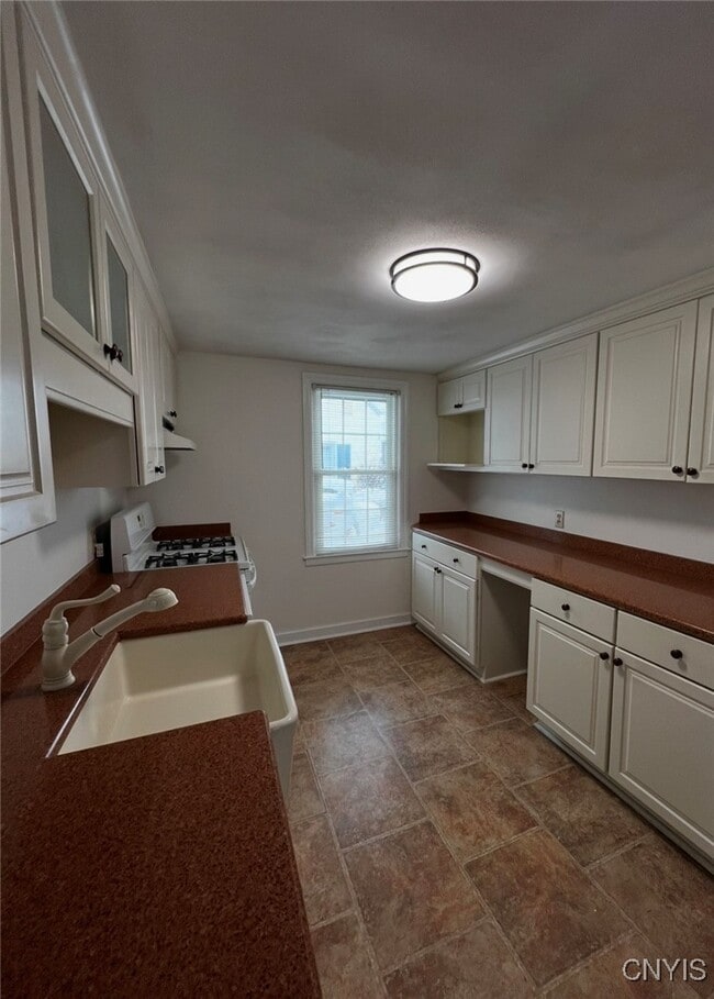 Photo - 435 French Rd