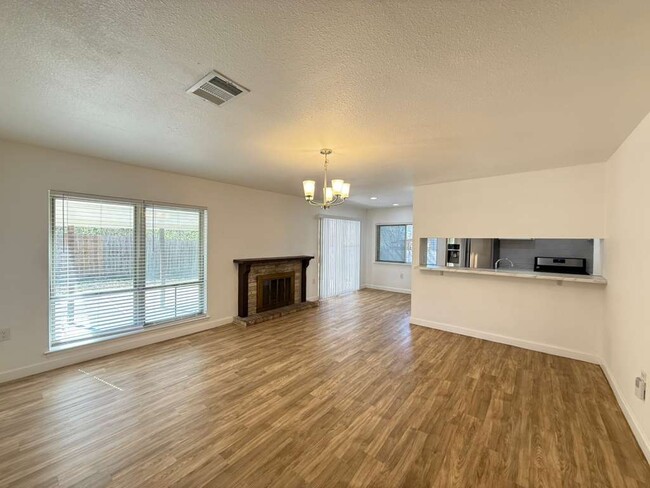 Photo - 6206 Hopes Ferry St